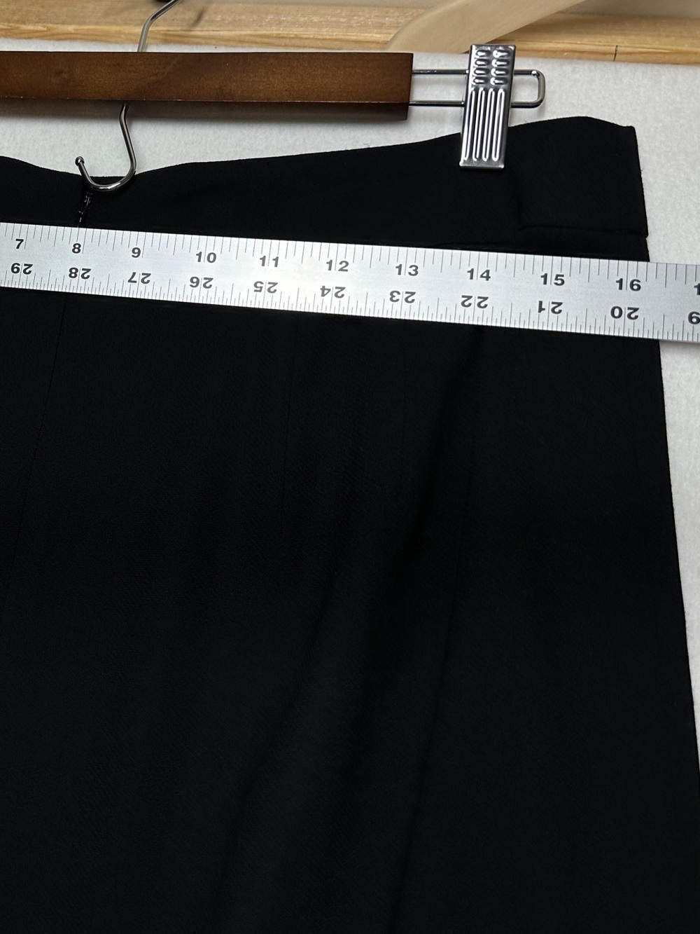 J.Crew 100% Wool Black A-Line Midi Skirt Women’s Size 10 Classic - Picture 7 of 7